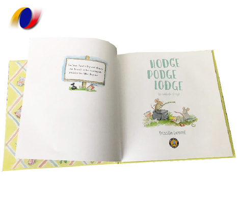 Impressão de livros profissionais em cores extravagantes