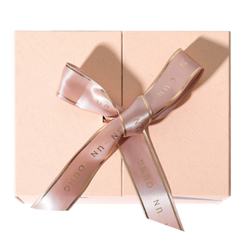 4C 6C caixa de papelão rígida colorida rosa caixa de presente cosmética com fita